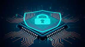 Statt nur Software setzt der Ansatz auf quantenresistente Sicherheitsmechanismen, die direkt in Prozessor‑ und Systemarchitektur verankert sind.