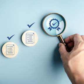 TÜV Süd hat Genua einen cybersicheren „Security by Design“-Entwicklungsprozess nach der Normenreihe IEC-62443-4-1- bestätigt – ein wichtiges Kriterium für Auswahl von IT-Sicherheitskomponenten.