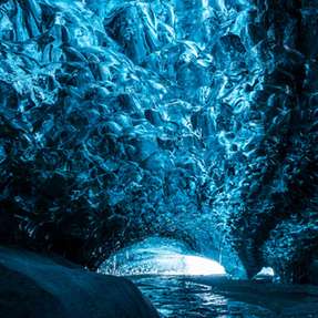 Untergrundspeicher für Wasserstoff gleichen Schwankungen aus und sichern so die Energieversorgung energieintensiver Industrien über lange Zeiträume hinweg.