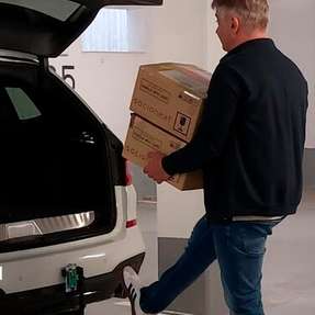 Der radarbasierte 3D-Kick-Sensor SC1260AR3 von Socionext ermöglicht eine präzise Gestenerkennung für Fahrzeugzugänge – von Kofferraum bis Türsteuerung. Mit flexibler Montage, geringerem Energieverbrauch und minimaler Kalibrierung sorgt die Lösung für mehr Komfort und Zuverlässigkeit im Alltag.