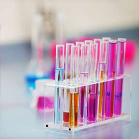 Die Achema 2027 bringt vom 14. bis 18. Juni in Frankfurt Expertinnen und Experten aus über 140 Nationen zusammen und zeigt Innovationen rund um Energie, Life Sciences, Nachhaltigkeit und Digitalisierung.