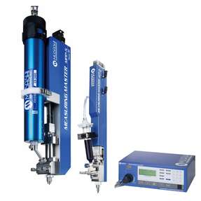 Das Kolbensiersystem MPP-5S ermöglicht das hochpräzise Dosieren kleinster Materialmengen und lässt sich über Ethernet in digitale Produktionsumgebungen integrieren. Der Volumendispenser MPP-5 ist in vielen Varianten für unterschiedliche Applikationen konfigurierbar.