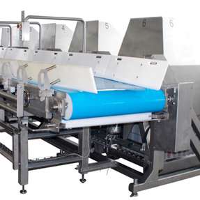 Die Chargieranlagen aus Edelstahl von EAP Lachnit ermöglichen rezeptgenaues Kommissionieren in der Lebensmittelproduktion.